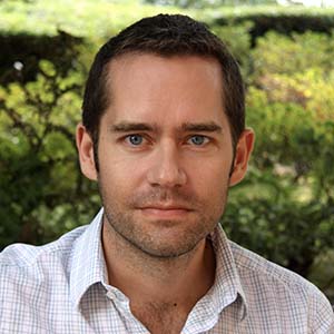 Mike Ananny headshot